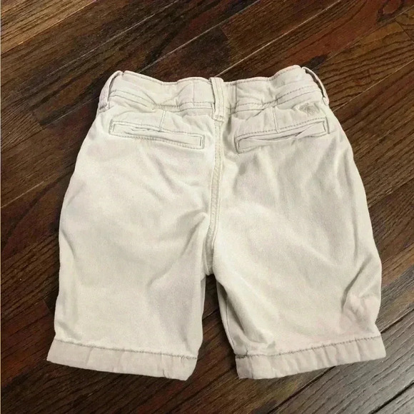 abercrombie kids boys (5/6) khaki shorts - Picture 4 of 9